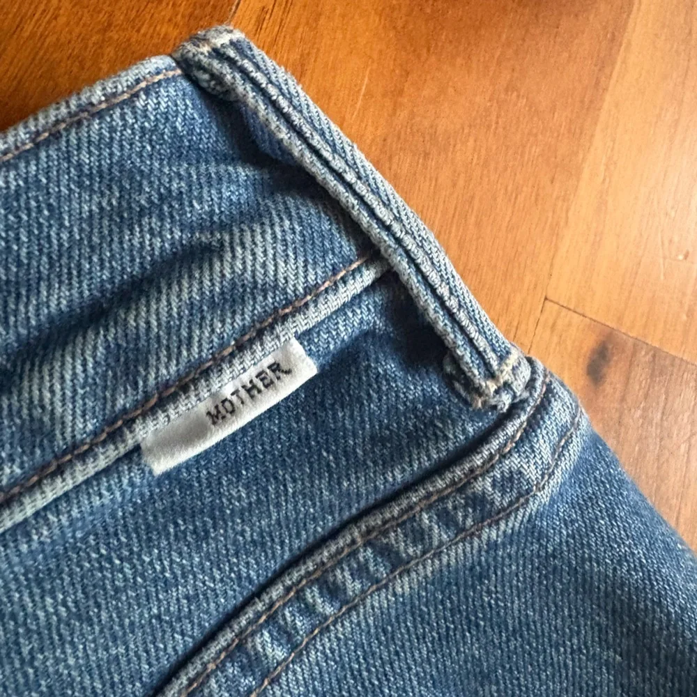 MOTHER Blue Button-Fly Jeans, ECU - Picture 10 of 17